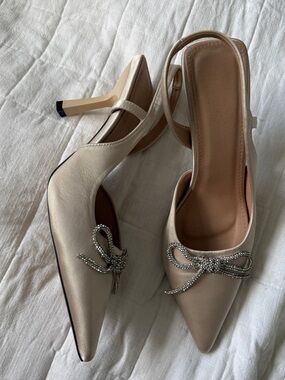 Satin Pointed-Toe Slingback Heels with Crystal Bow - Cream